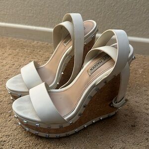 Steve Madden white spike wedges
